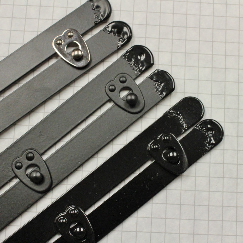 A Bit About Corset Busks