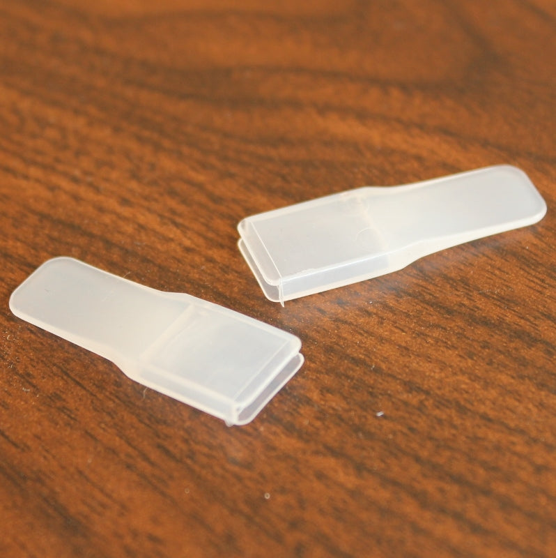 Plastic end caps for hoop wire